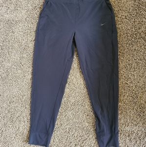 Nike Women's Black XL dri fit joggers